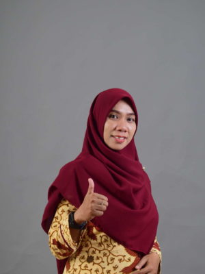 Siti Wahyuni, S. Farm.